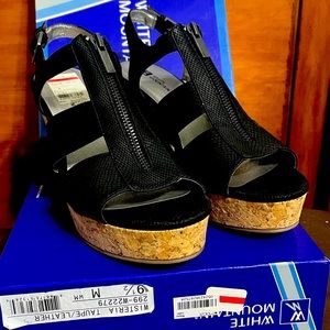 White mountain Black Snake Wedge